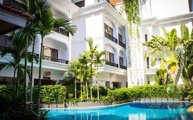 Yasodharapura Residence